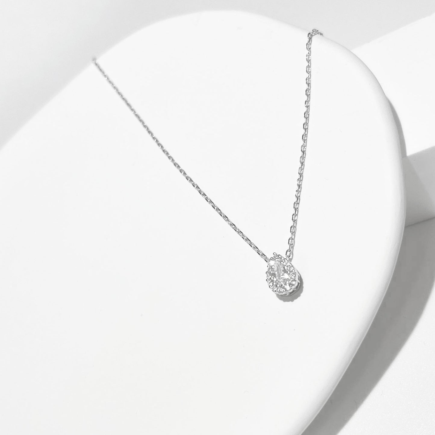 Silver House Water Droplet Shape Zircon Silver 925 Necklace Sweet