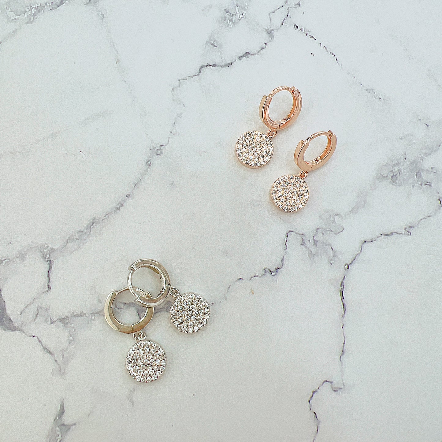 White zircon round shape silver 925 huggie earrings