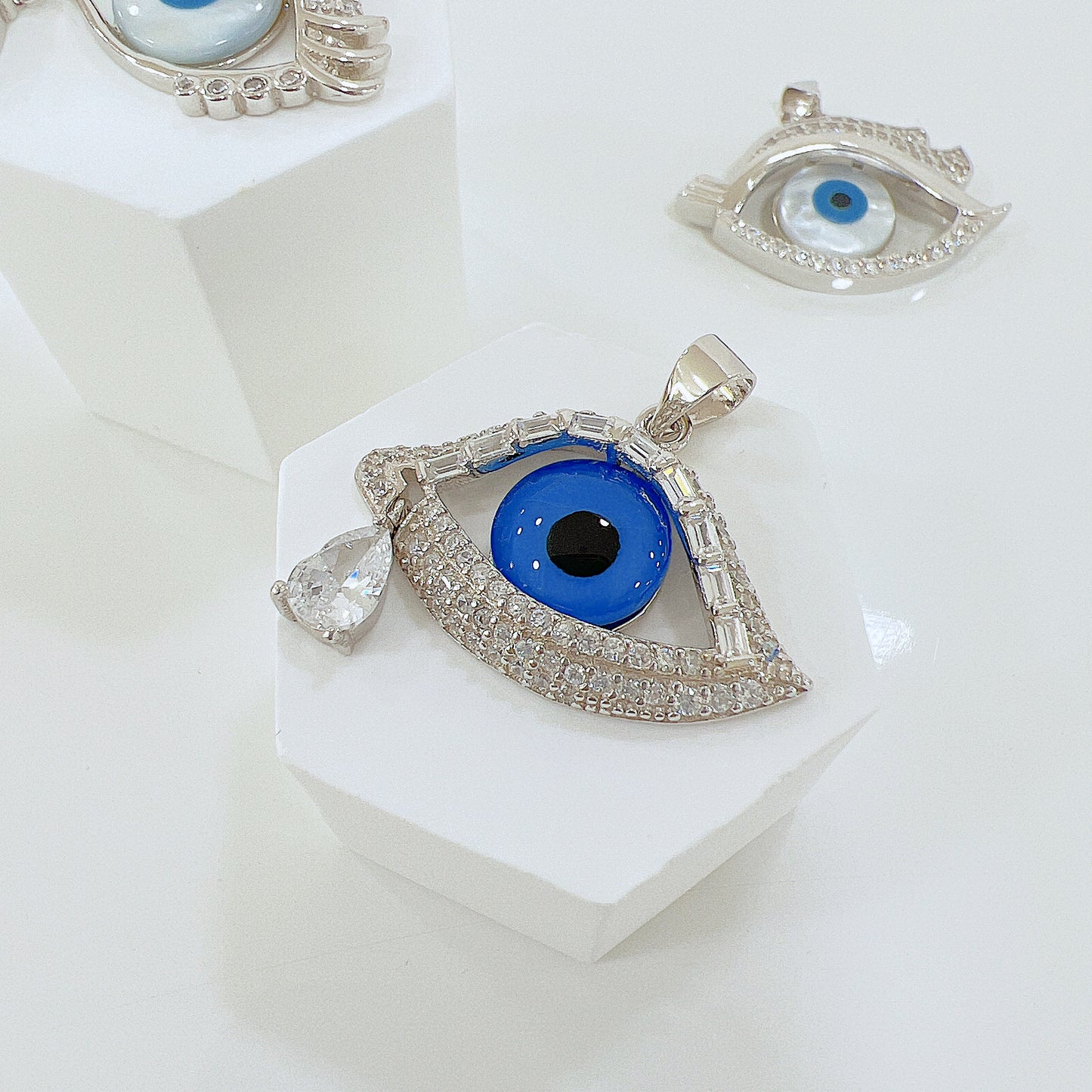 White shell evil eye with tear drop silver 925 jewelry pendant