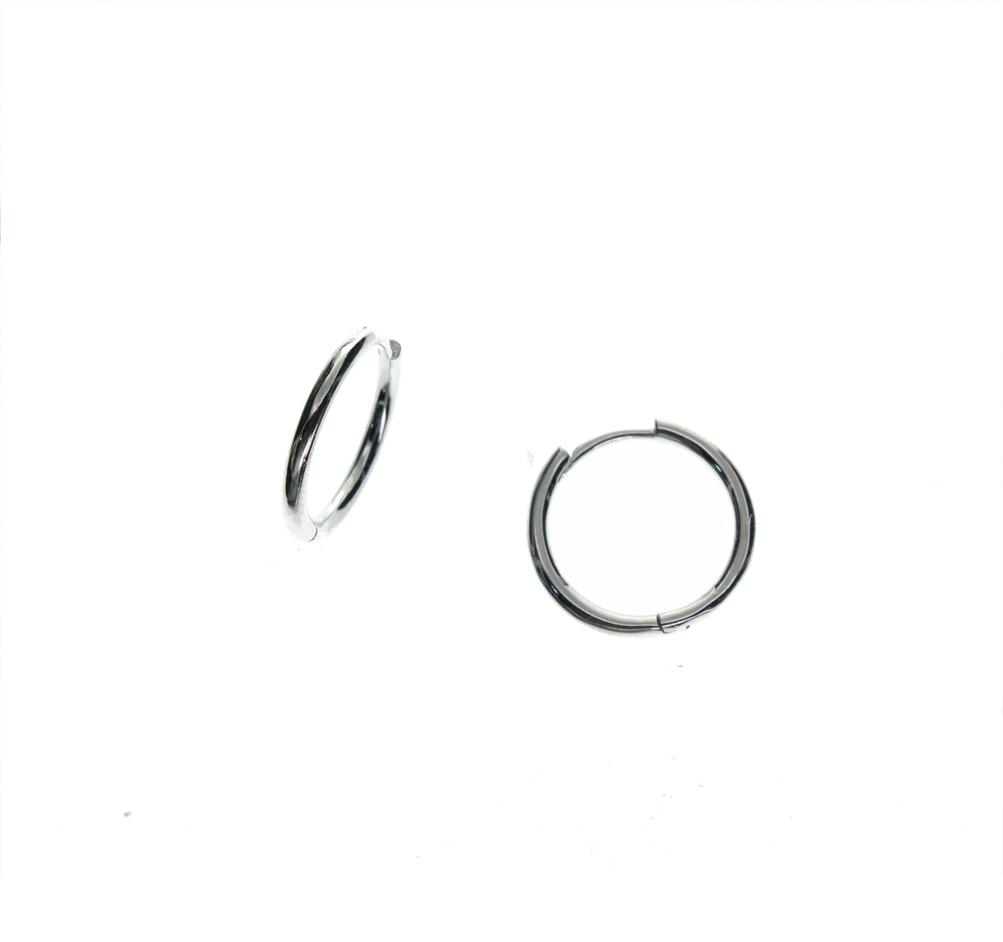 Well polishing plain round silver 925 huggie earrings