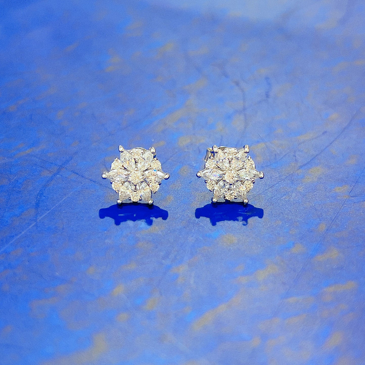 White zircon flower shaped silver 925 jewelry earrings