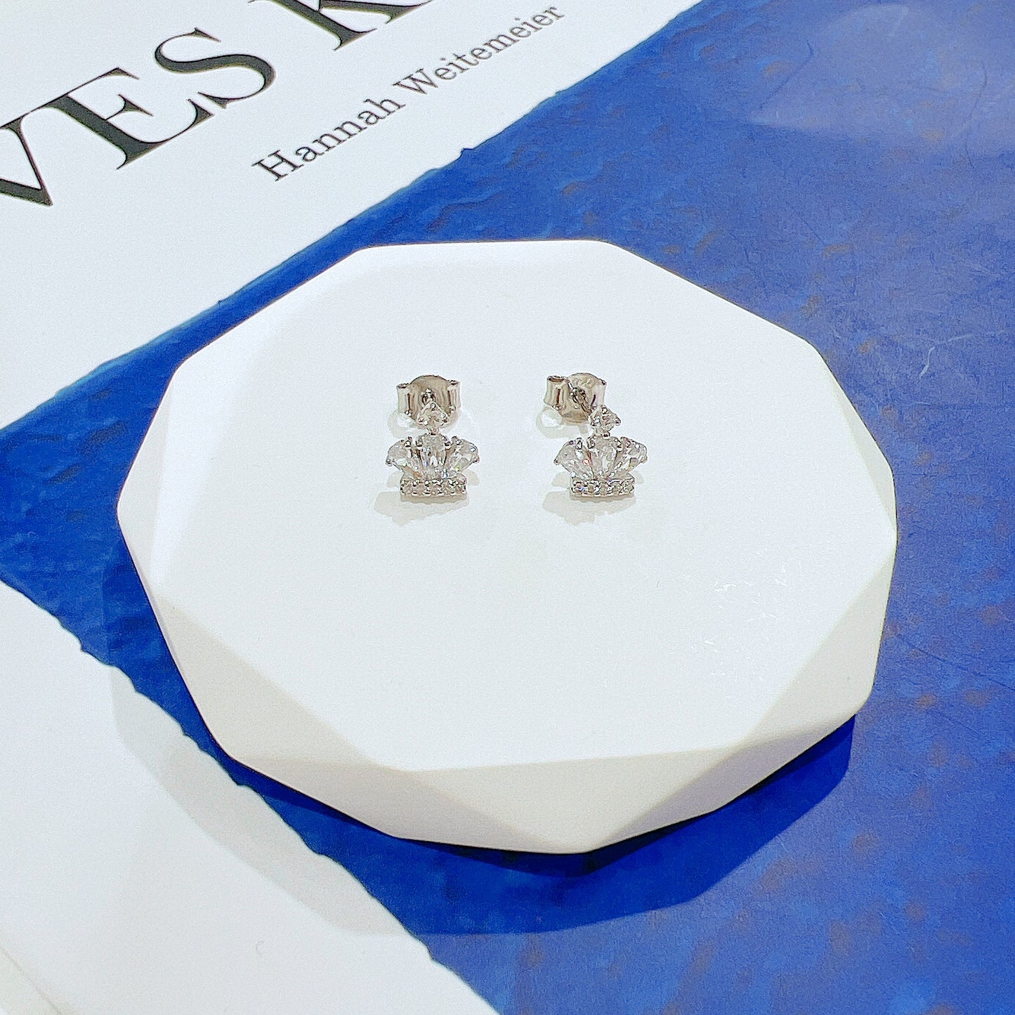 White zircon crown shaped silver 925 jewelry earrings