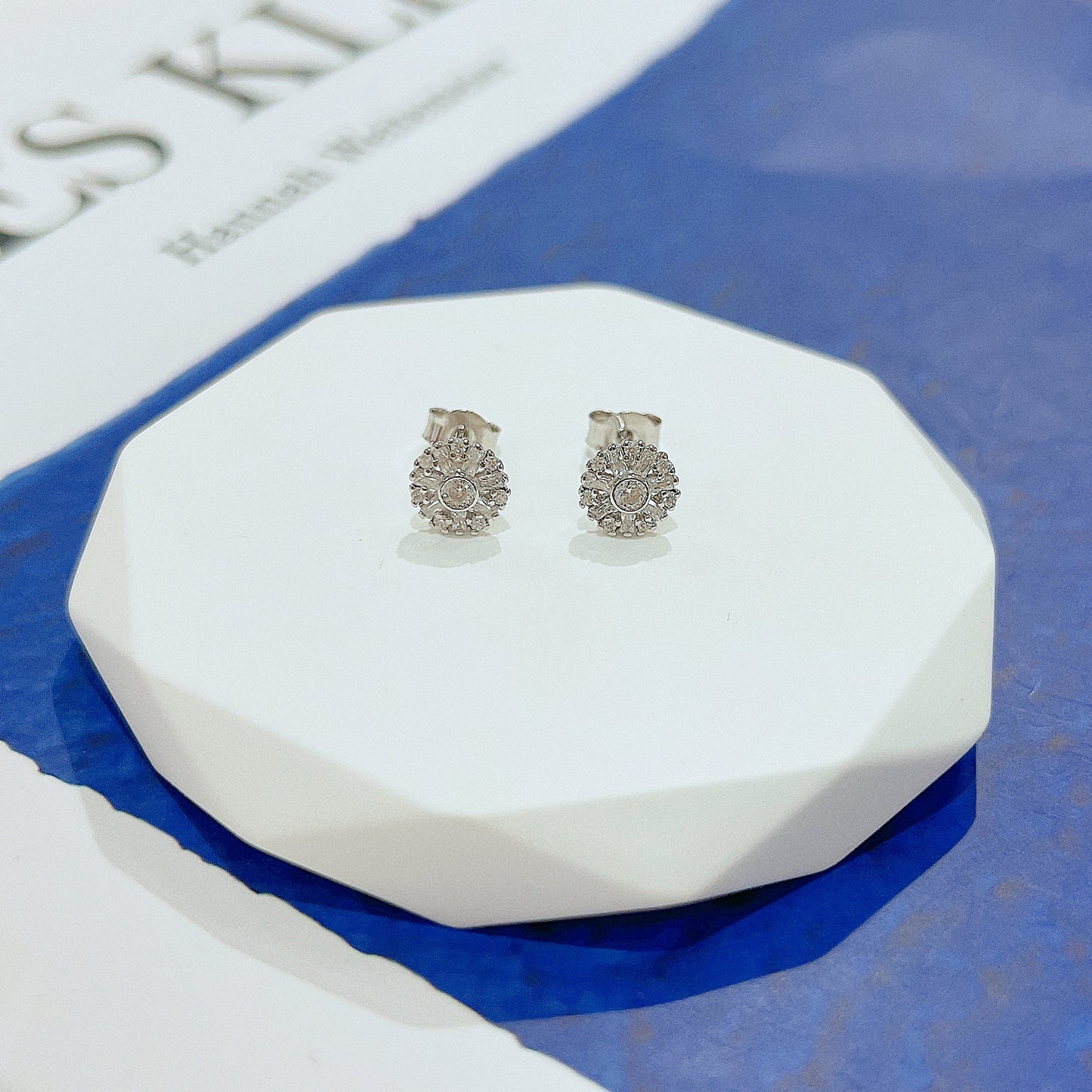 White zircon round shaped silver 925 jewelry earrings