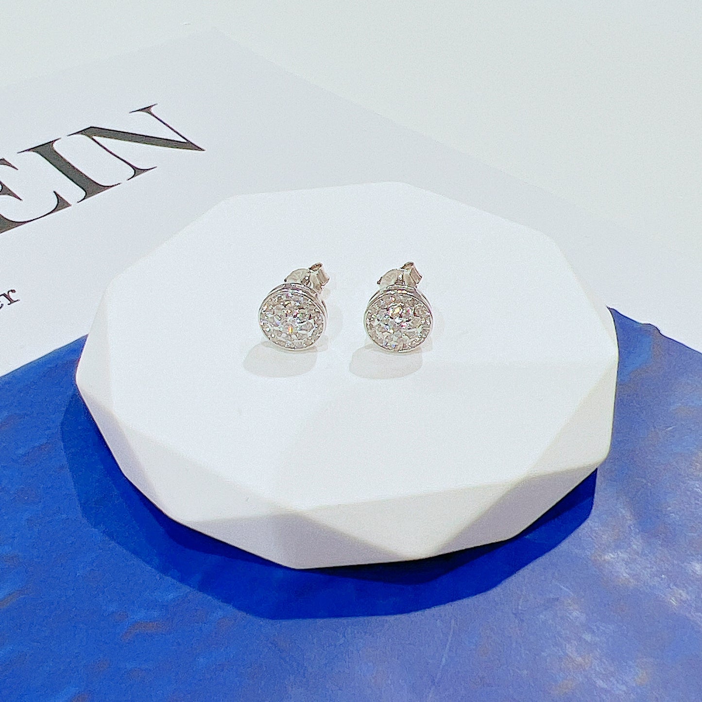 White zircon round shaped silver 925 jewelry earrings