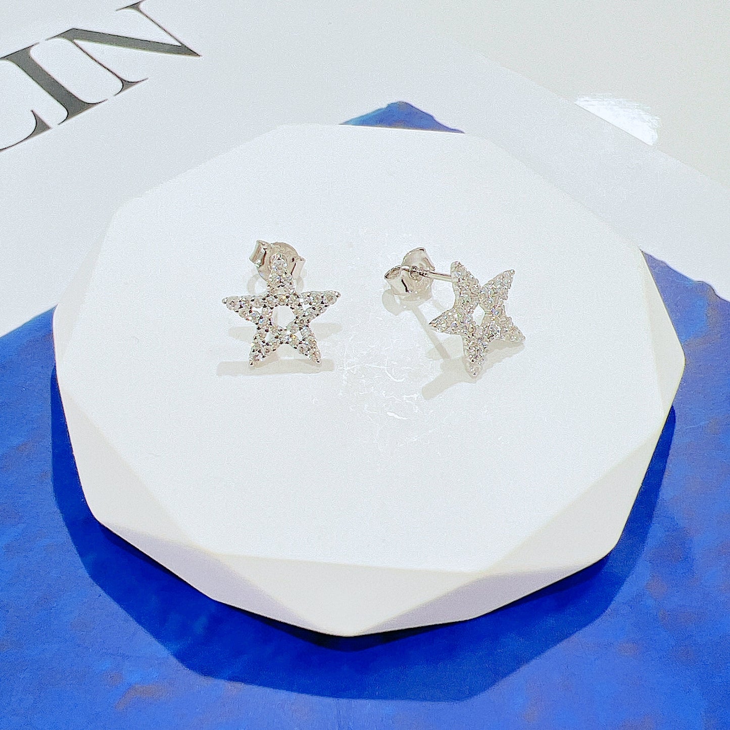 White zircon star shaped silver 925 earrings