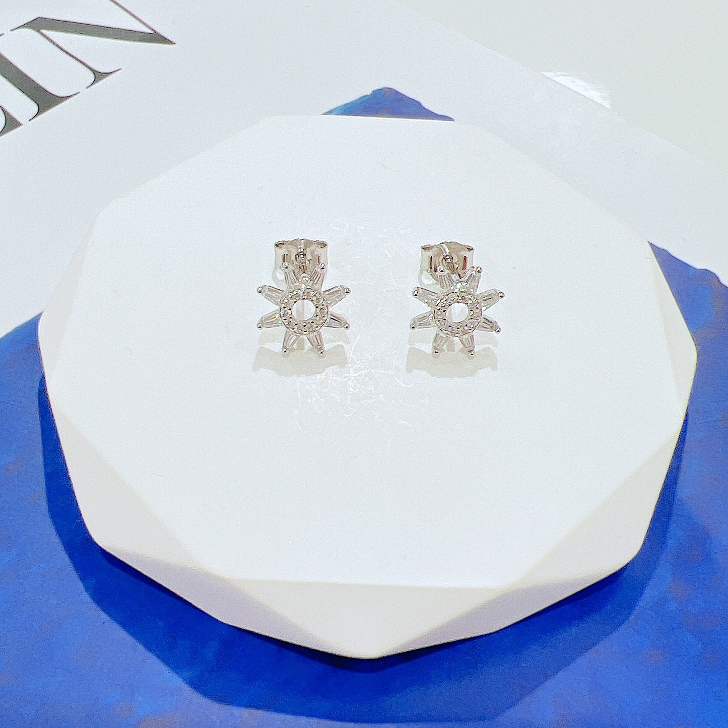 White zircon sun silver 925 earrings