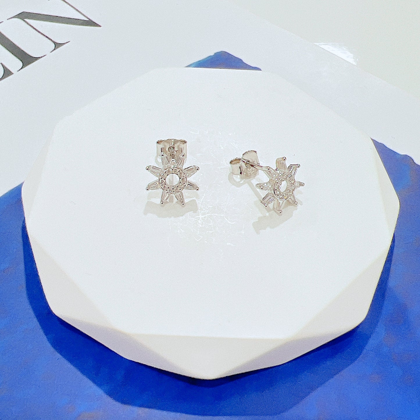 White zircon sun silver 925 earrings