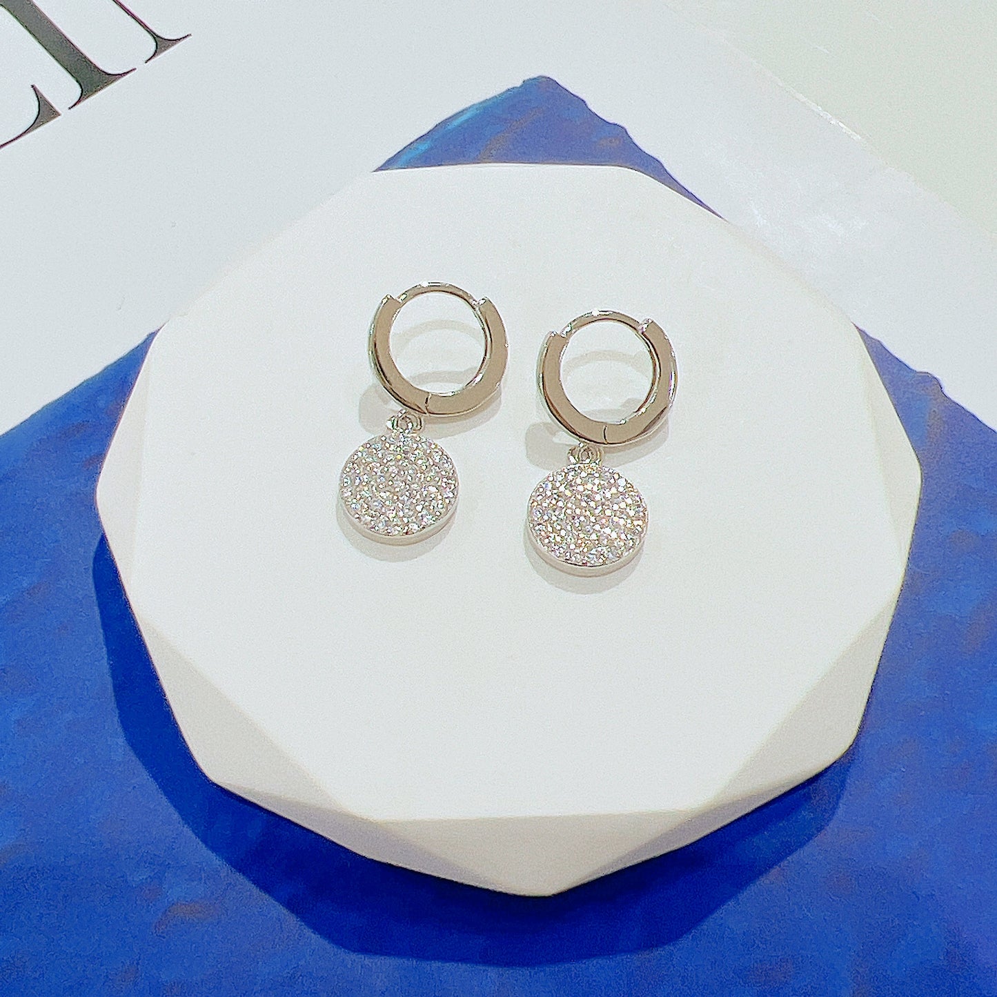 White zircon round shape  silver 925 huggie earrings